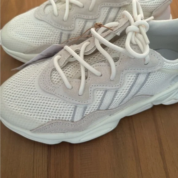 Adidas originals Ozweego shoes - Picture 12 of 12